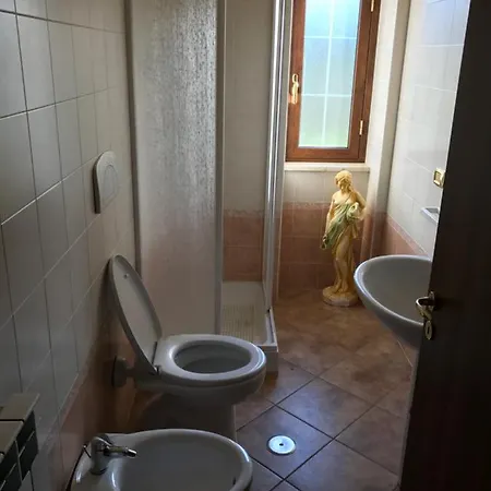 לינה וארוחת בוקר Casale Dell'arvo לוריקה